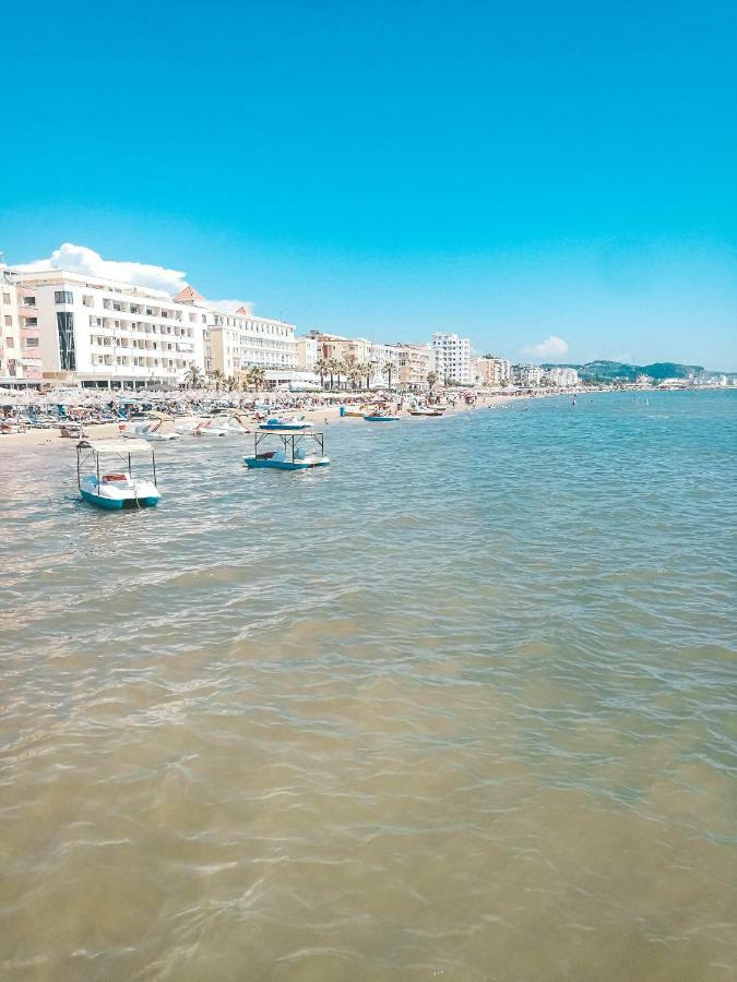 Bed & Breakfast Arda Beachside Living